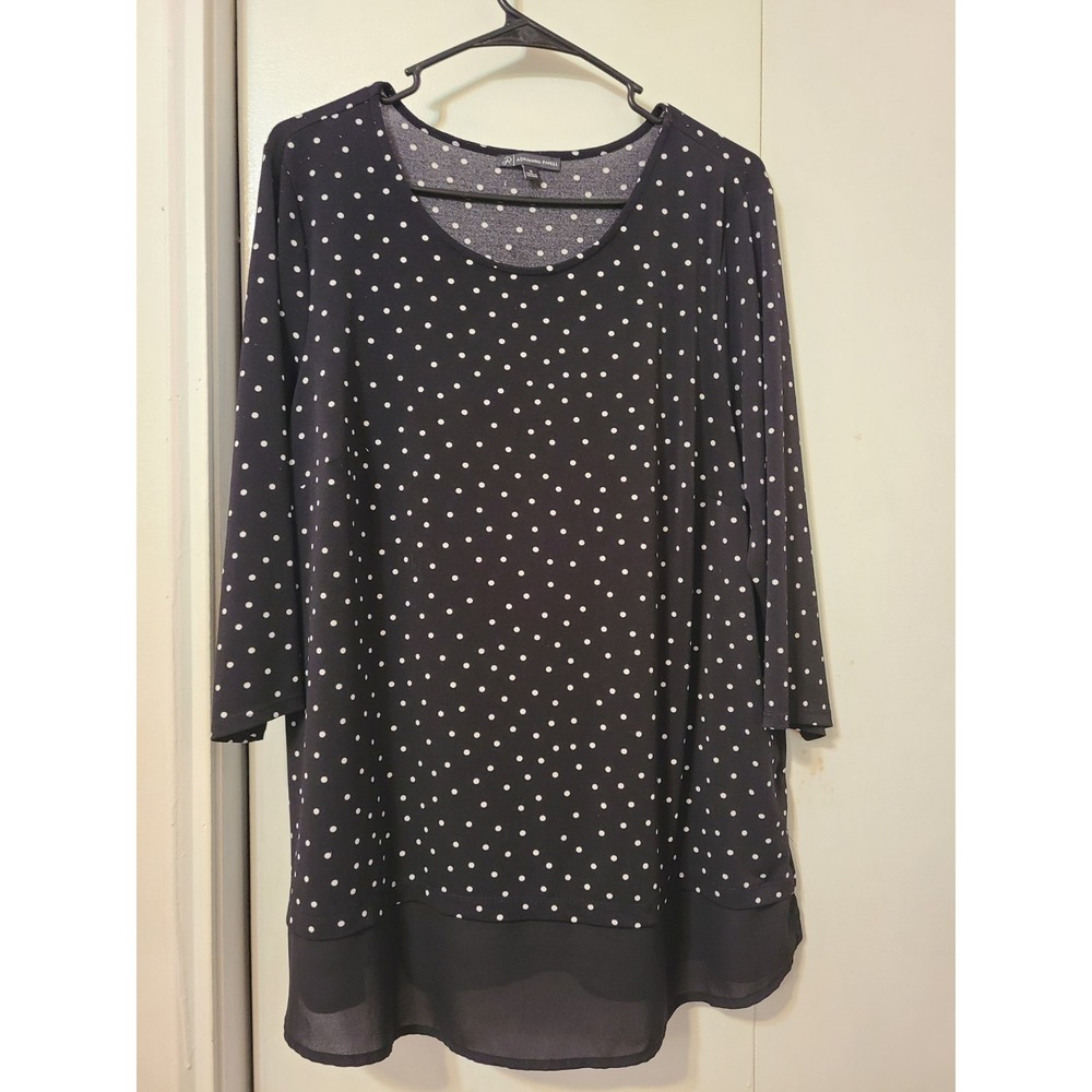 Adrianna Papell Blouse Black and White Polka Dot Flowy Tunic-style. 1X